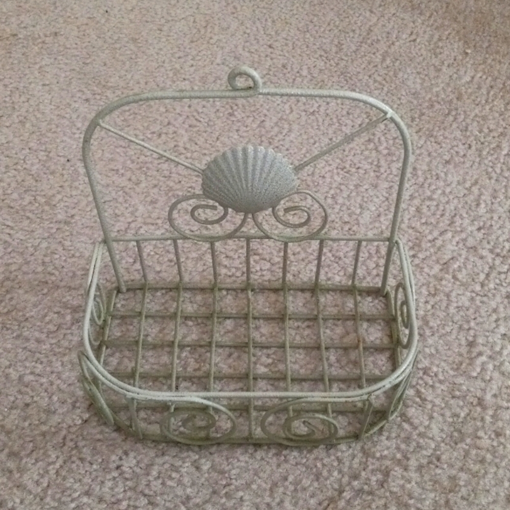 Pier1 small seashell metal wall shelf